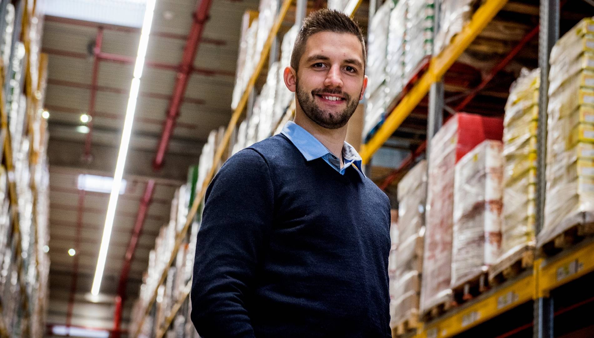 header-young-and-logistics